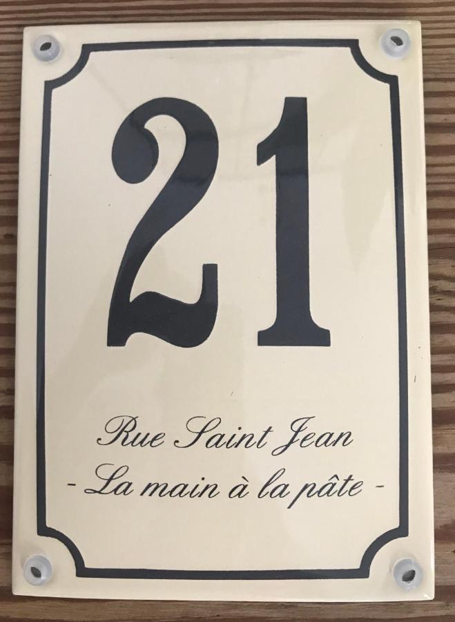 -- La Main A La Pate -- Bed and Breakfast Boulogne-sur-Mer Eksteriør billede